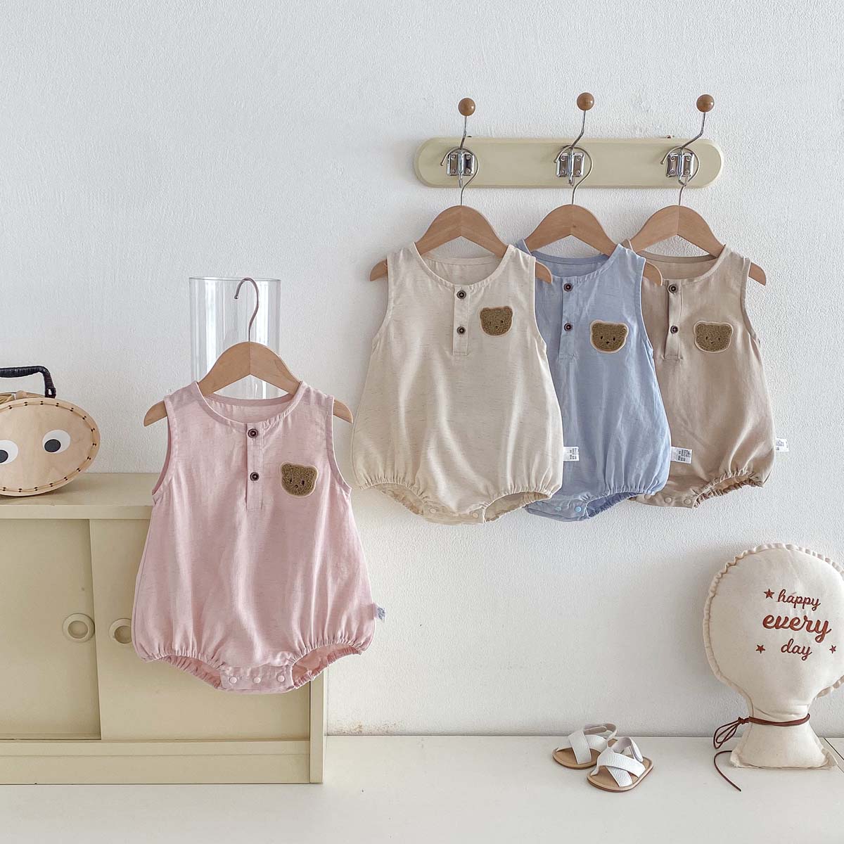 Baby Summer Linen Sleeveless Jumpsuit - بدلة صيفية رقيقة بدون أكمام للأطفال