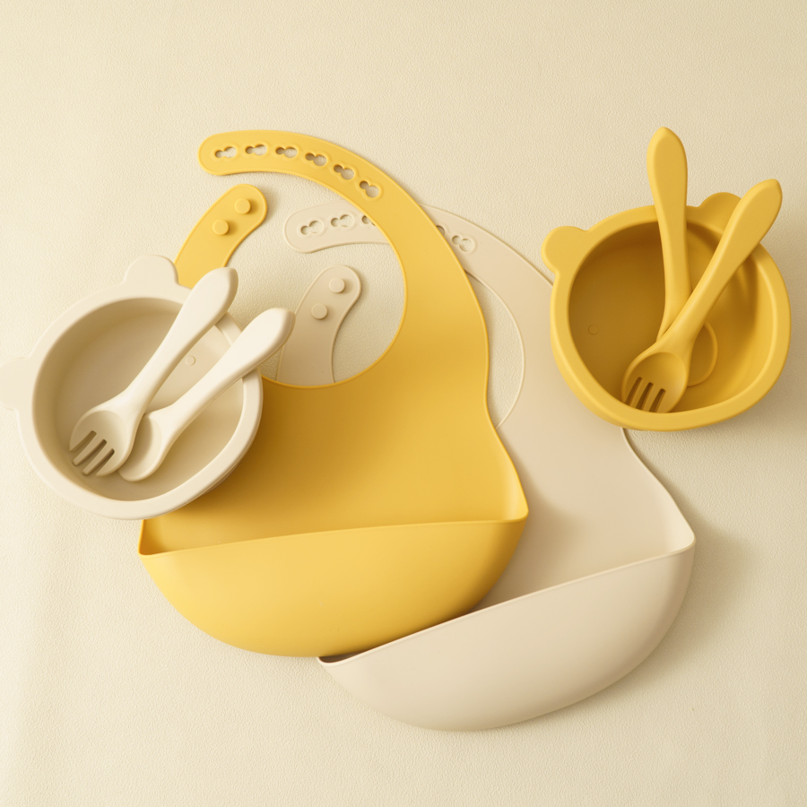 Waterproof Baby Bibs Silicone - أدوات مائدة من السيليكون للأطفال ،